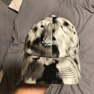 ***FINAL MARKDOWN*** Supreme Floral 6-Panel Hat